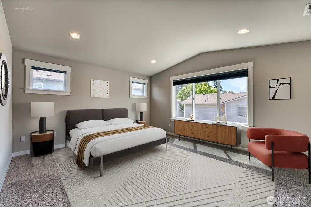 20819 9th Place W Lynnwood WA 98036