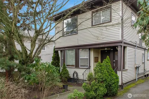 913 13th Avenue Seattle WA 98122