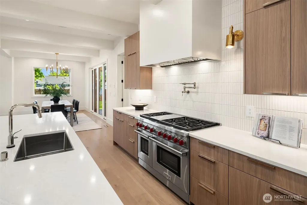 3120 109th Avenue SE Bellevue WA 98004