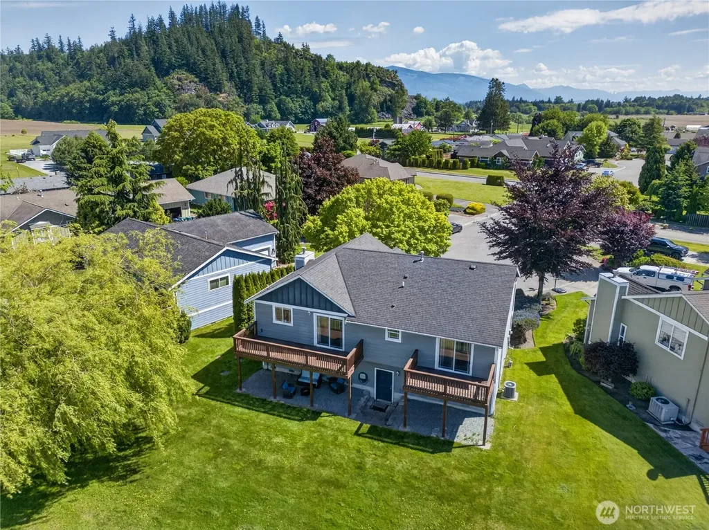 20312 Christie Place Burlington WA 98233