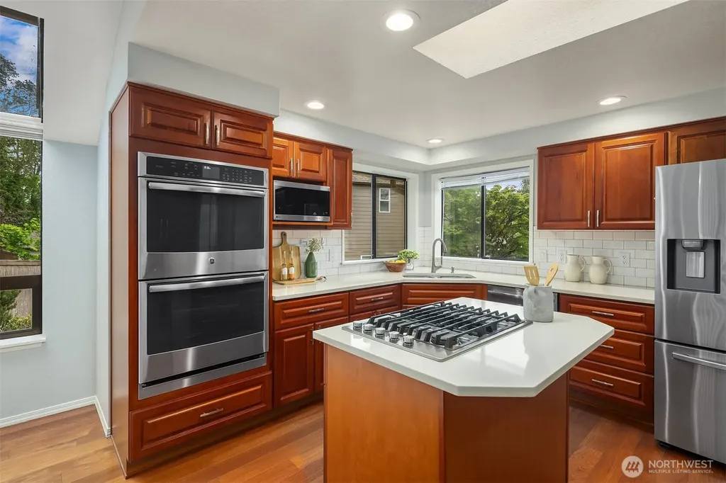11317 SE 77th Place Newcastle WA 98056
