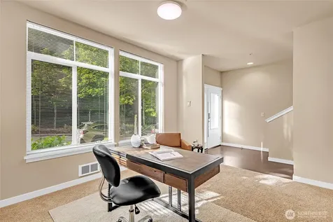 2129 NW Talus Drive Issaquah WA 98027