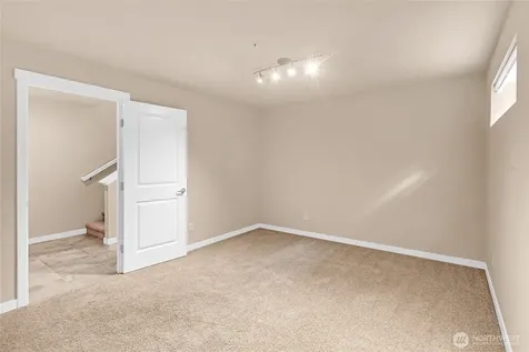 2129 NW Talus Drive Issaquah WA 98027