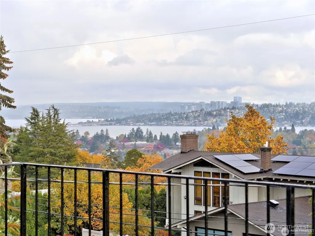 5029 29th Ave S Seattle WA 98108