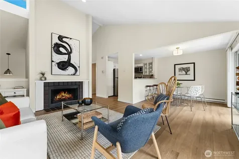 14727 NE 35th Street Bellevue WA 98007