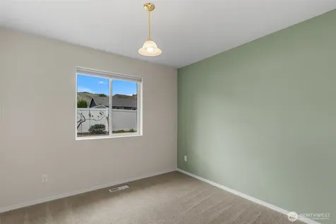 1516 Rex Road Wenatchee WA 98801