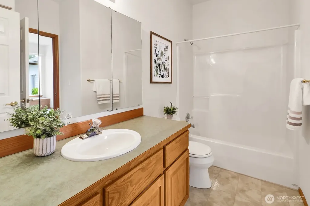 144 W Maberry Drive Lynden WA 98264