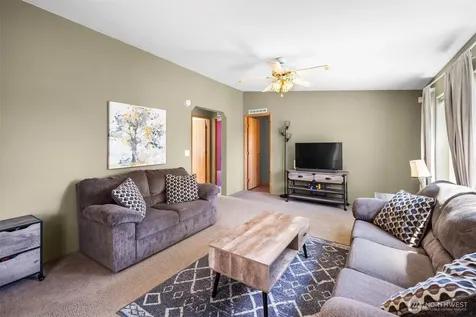 3621 132nd Street E Tacoma WA 98446