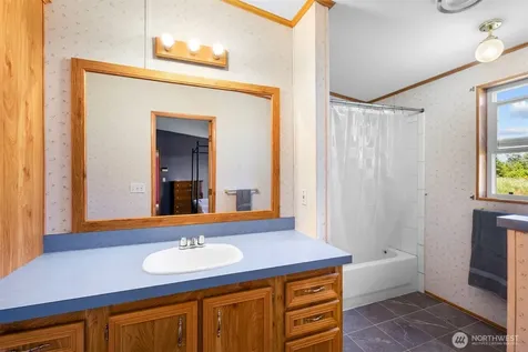 3621 132nd Street E Tacoma WA 98446