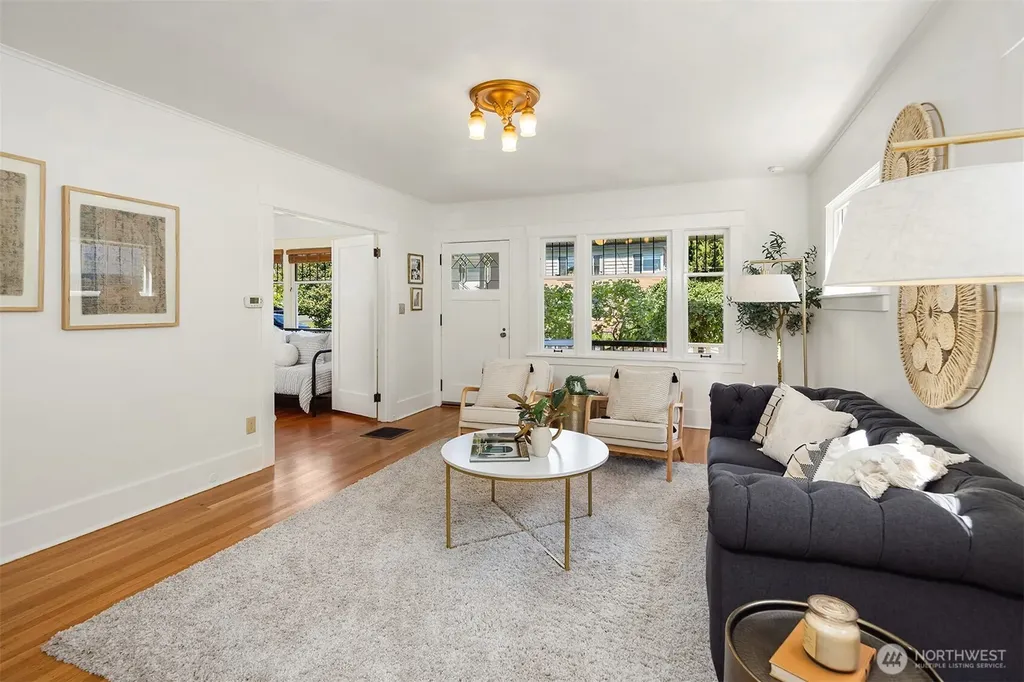 6051 6th Avenue NW Seattle WA 98107