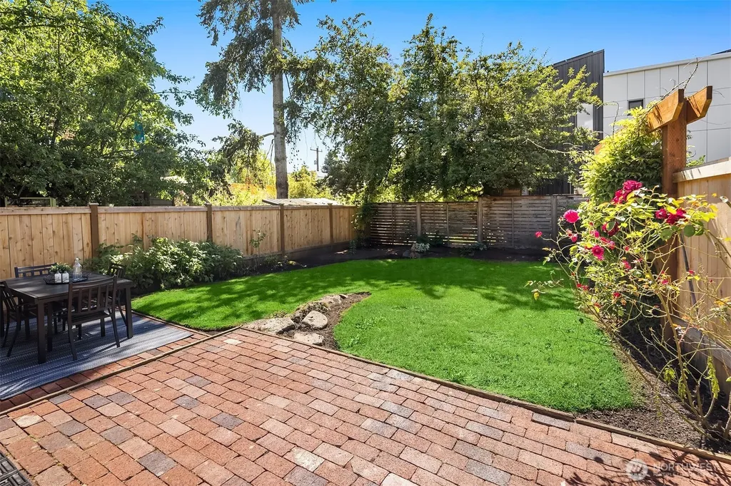 6051 6th Avenue NW Seattle WA 98107