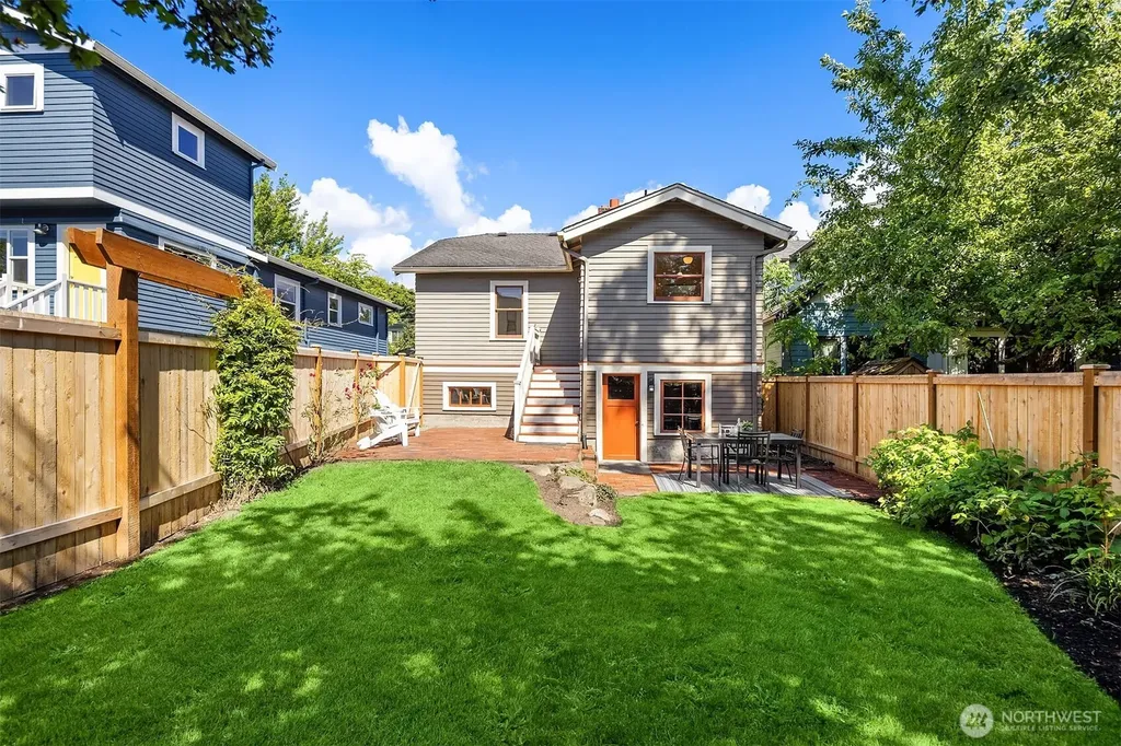 6051 6th Avenue NW Seattle WA 98107