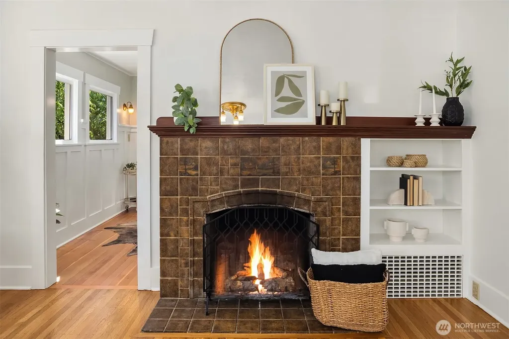 6051 6th Avenue NW Seattle WA 98107