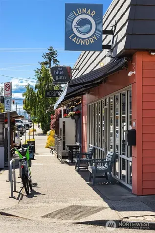 6051 6th Avenue NW Seattle WA 98107