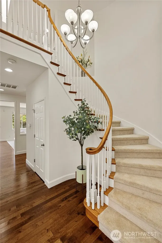 813 275th Place SE Sammamish WA 98075