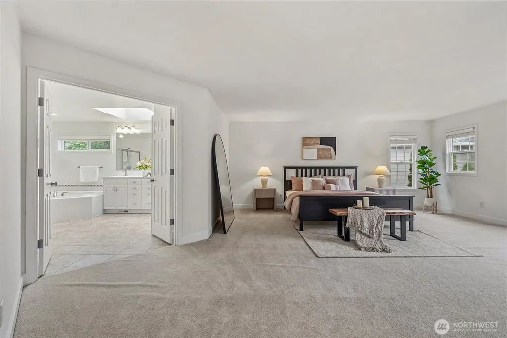 813 275th Place SE Sammamish WA 98075