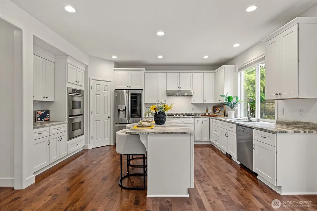 813 275th Place SE Sammamish WA 98075