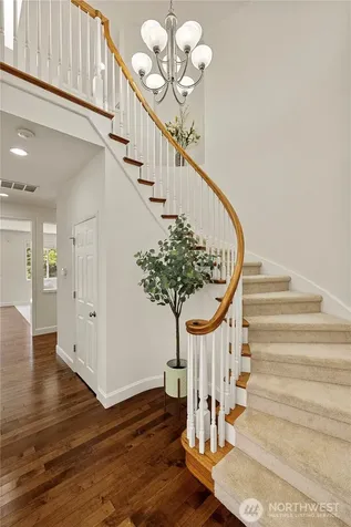 813 275th Place SE Sammamish WA 98075