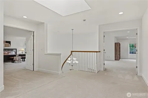 813 275th Place SE Sammamish WA 98075