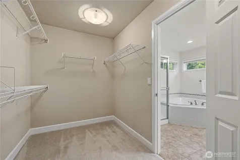 813 275th Place SE Sammamish WA 98075