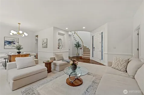 813 275th Place SE Sammamish WA 98075