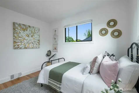 1305 SW Cambridge Street Seattle WA 98106