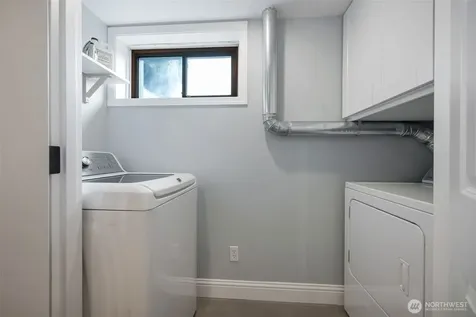 1305 SW Cambridge Street Seattle WA 98106