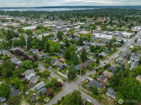 1305 SW Cambridge Street Seattle WA 98106