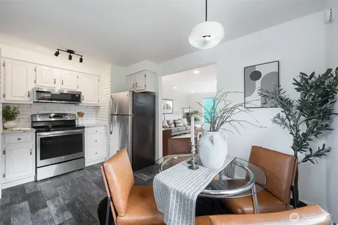 1305 SW Cambridge Street Seattle WA 98106