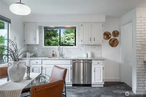 1305 SW Cambridge Street Seattle WA 98106