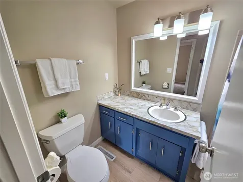11319 107th Street SW Tacoma WA 98498
