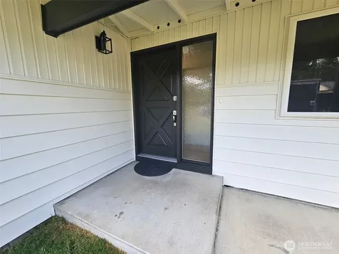 11319 107th Street SW Tacoma WA 98498