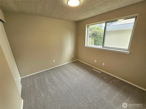 11319 107th Street SW Tacoma WA 98498