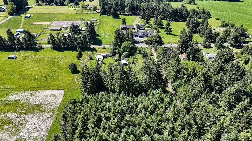 9824 James Road SW Rochester WA 98579