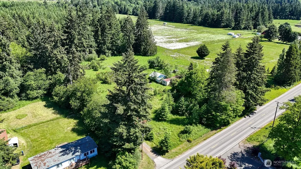 9824 James Road SW Rochester WA 98579