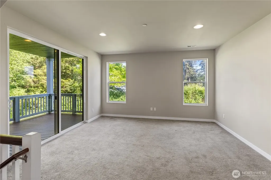 16611 48th Avenue W Edmonds WA 98026