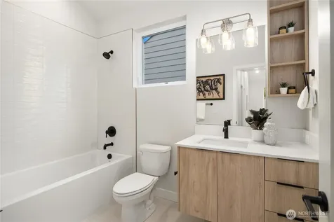 106 29th Avenue E Seattle WA 98112