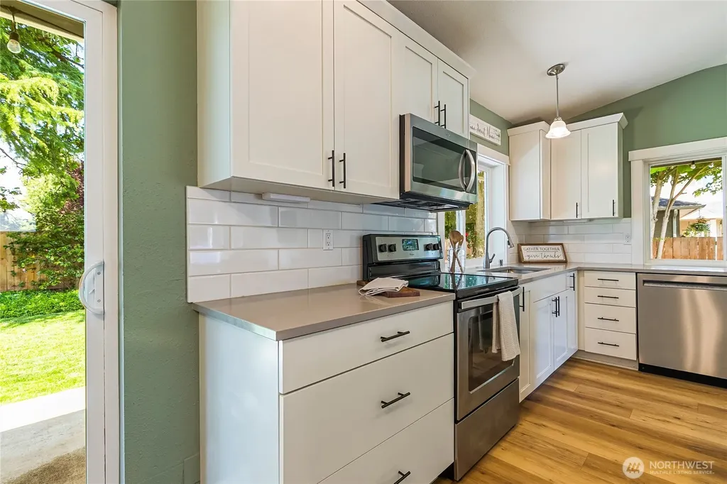 1864 19th Street Court Lynden WA 98264