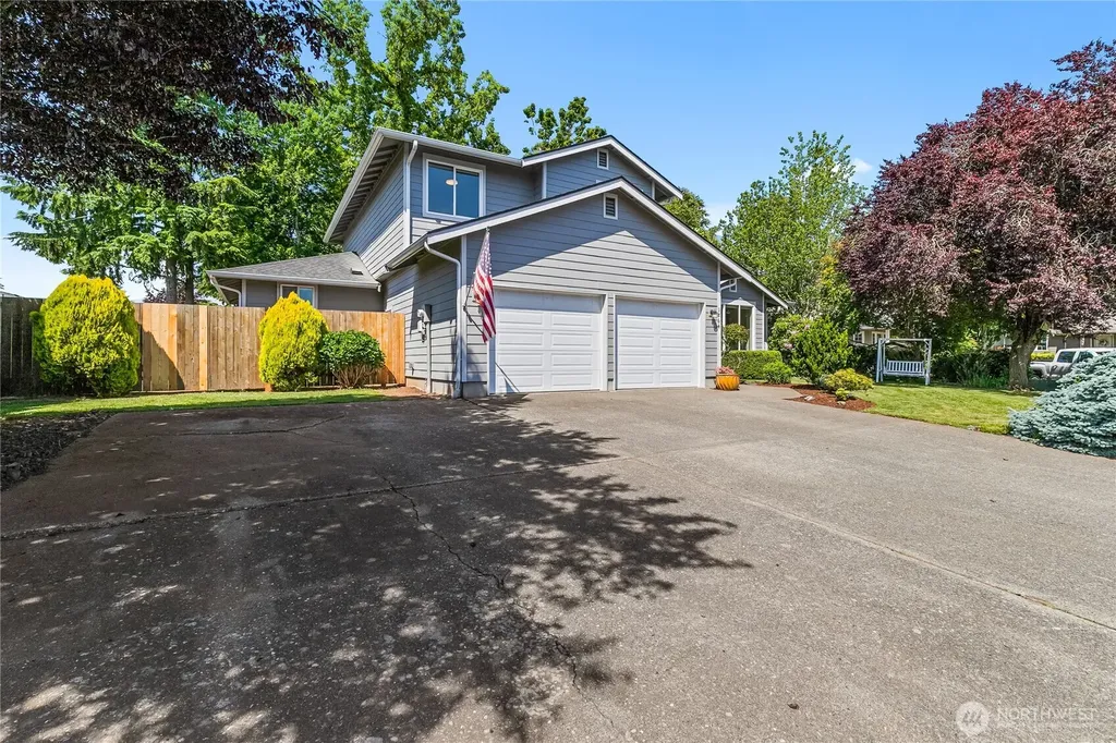 1864 19th Street Court Lynden WA 98264