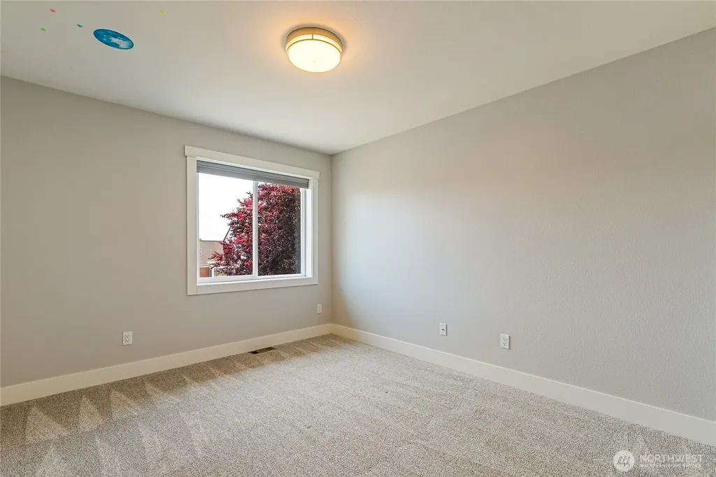 1864 19th Street Court Lynden WA 98264