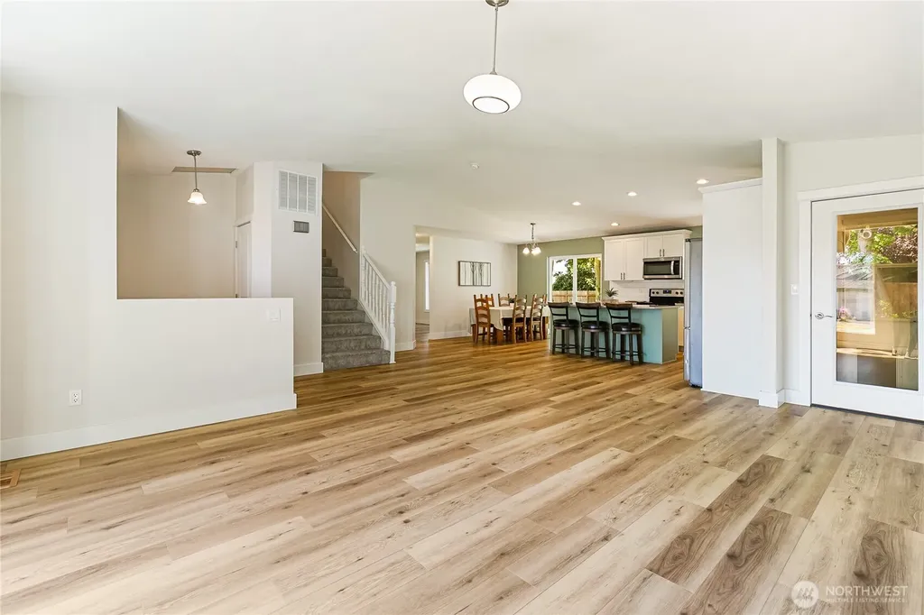 1864 19th Street Court Lynden WA 98264
