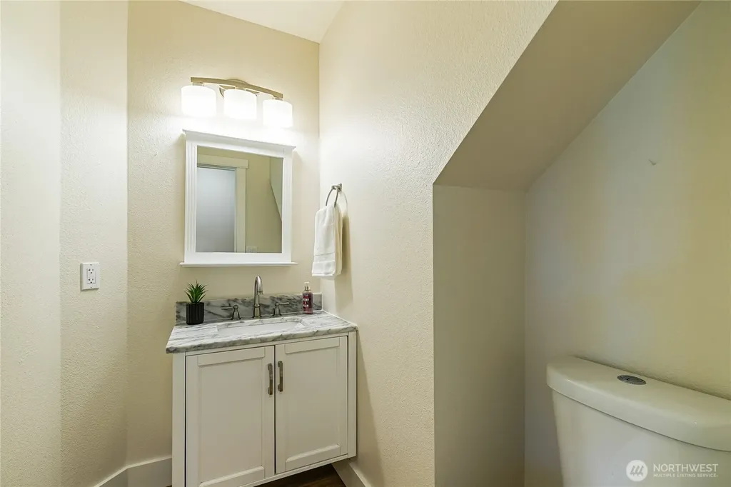 1864 19th Street Court Lynden WA 98264