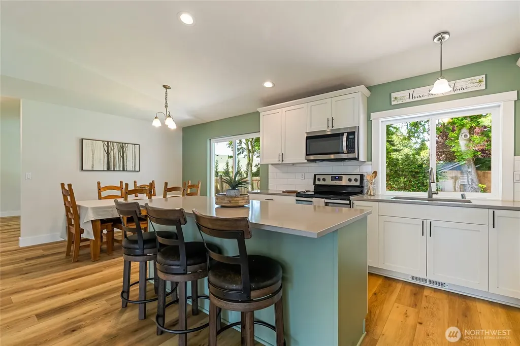 1864 19th Street Court Lynden WA 98264