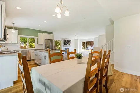 1864 19th Street Court Lynden WA 98264