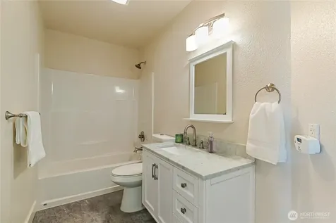 1864 19th Street Court Lynden WA 98264
