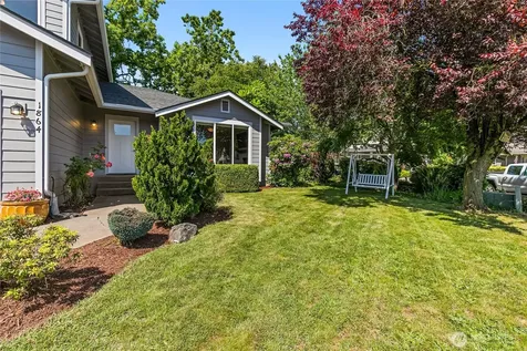 1864 19th Street Court Lynden WA 98264