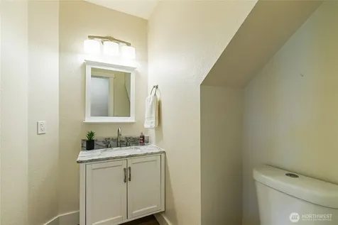1864 19th Street Court Lynden WA 98264