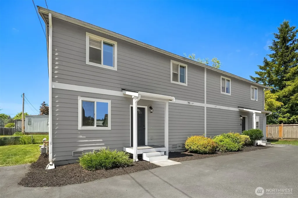 513 4th Street Sultan WA 98294