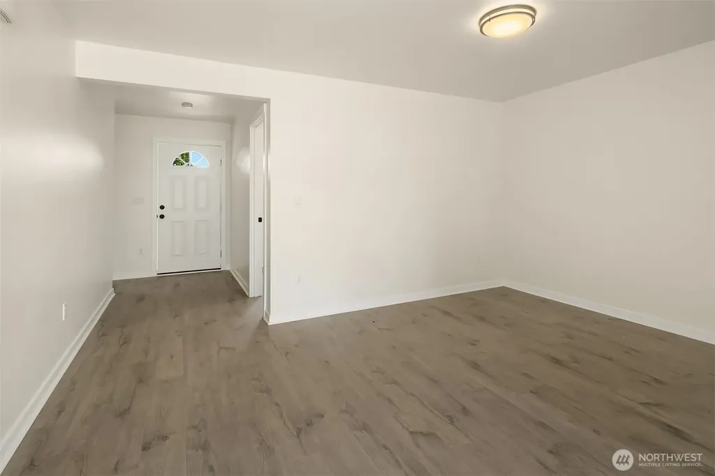 513 4th Street Sultan WA 98294