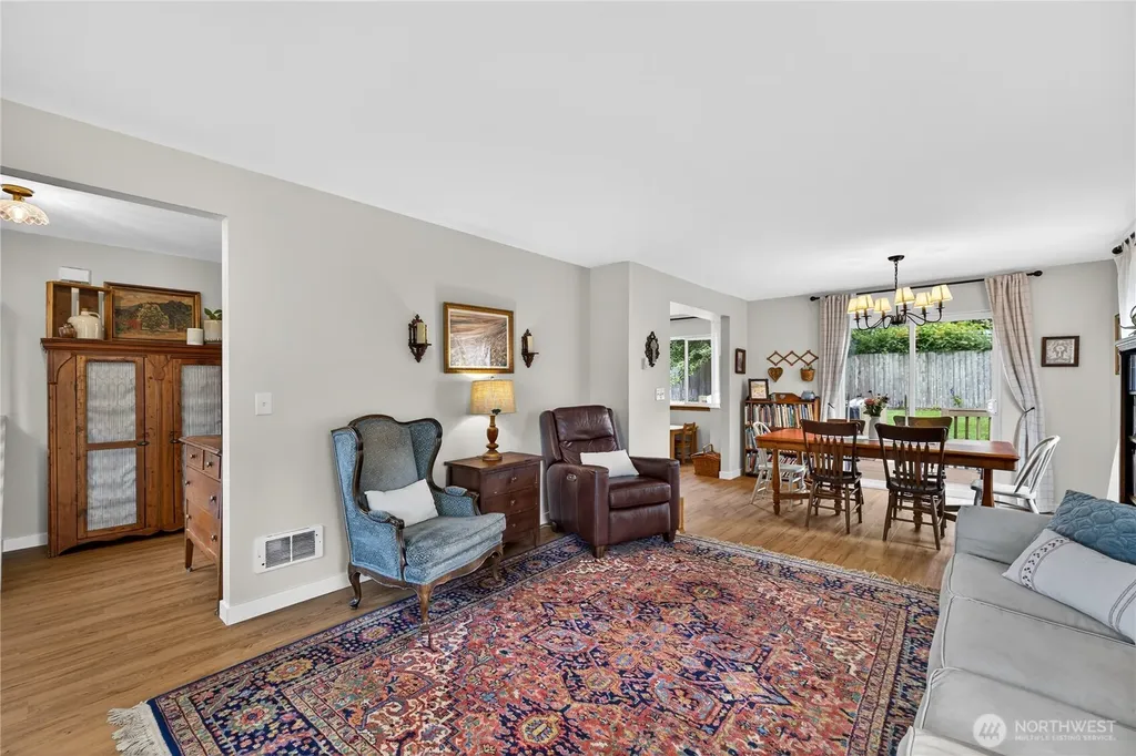 1293 Halsey Drive Coupeville WA 98239